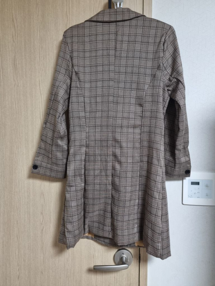 여성 브라운체크 롱자켓 새상품--2
