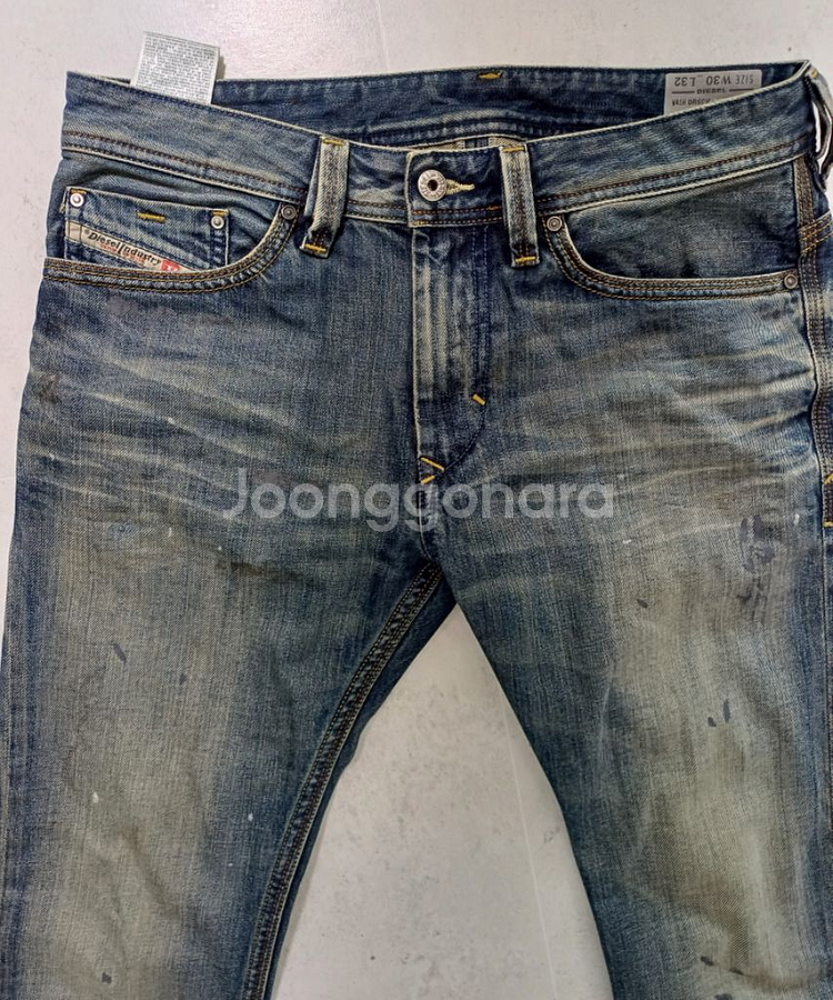 남성 디젤 THANAZ 데님청바지 (31)--1