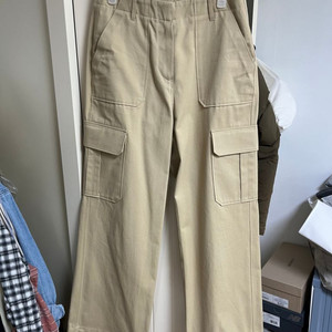 리리수 카코팬츠