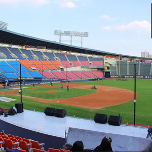 4/27 롯데vs두산 1루 오렌지 206블럭 2연석