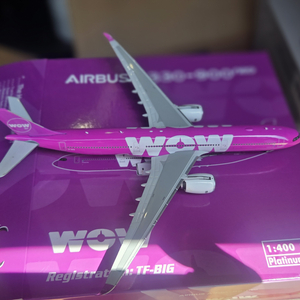 WOW Air A330-900neo 1:400