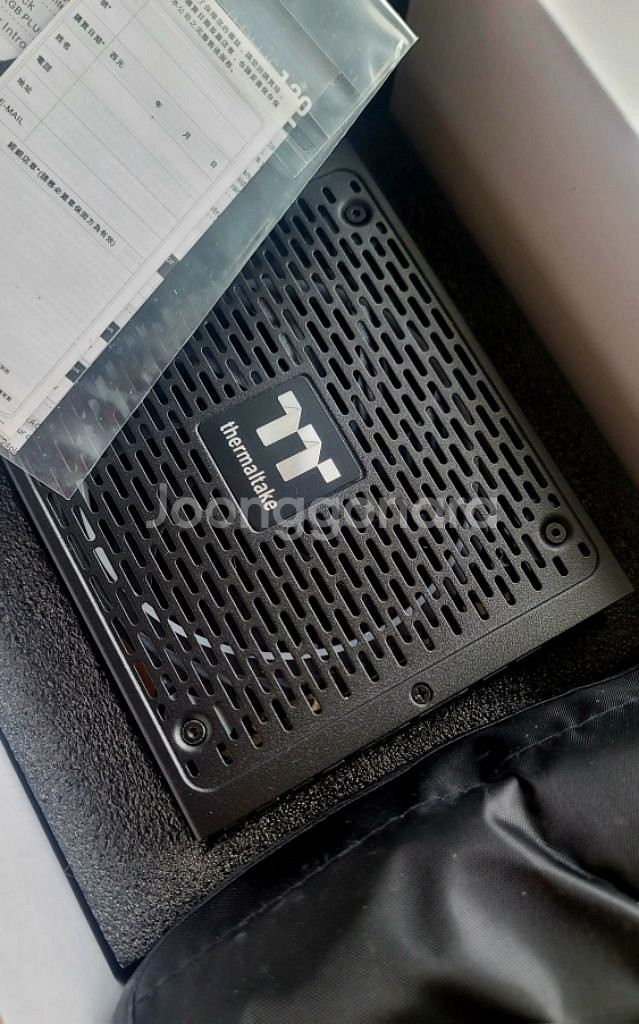 써멀테이크 1200W 파워 서플라이--1