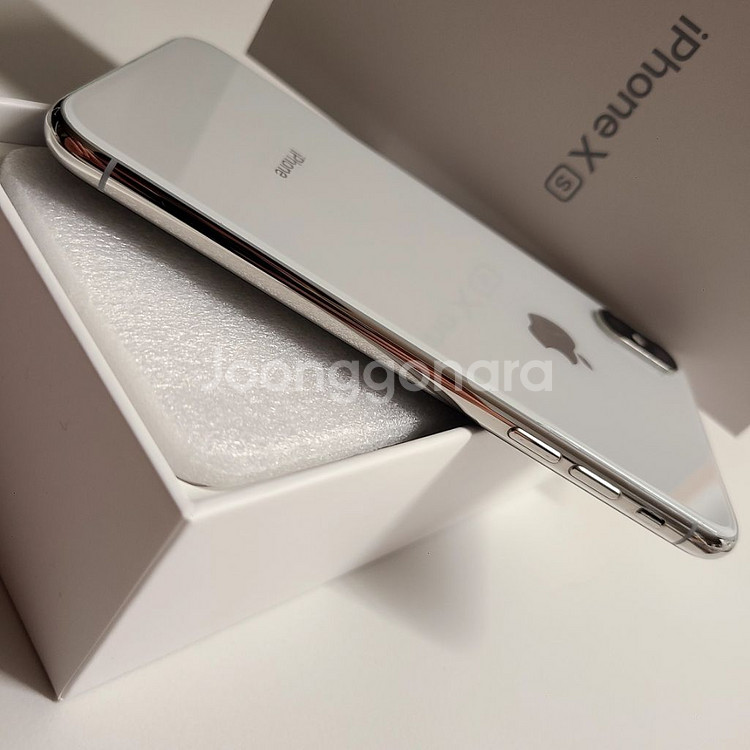 아이폰 xs 512GB 실버 북미판--1
