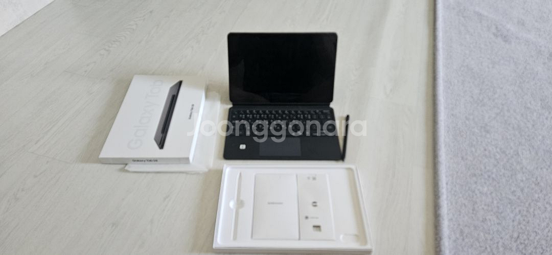 갤럭시탭S8 128g wifi 팔아요.--0