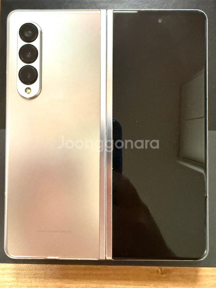 Galaxy Z Fold3 팬텀 실버 256GB--2