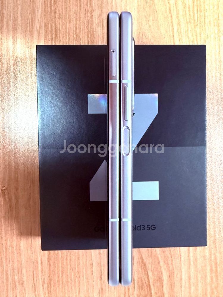 Galaxy Z Fold3 팬텀 실버 256GB--4