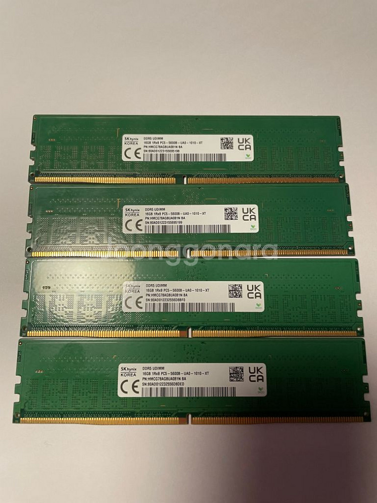 하이닉스 DDR5 16x2 램--1