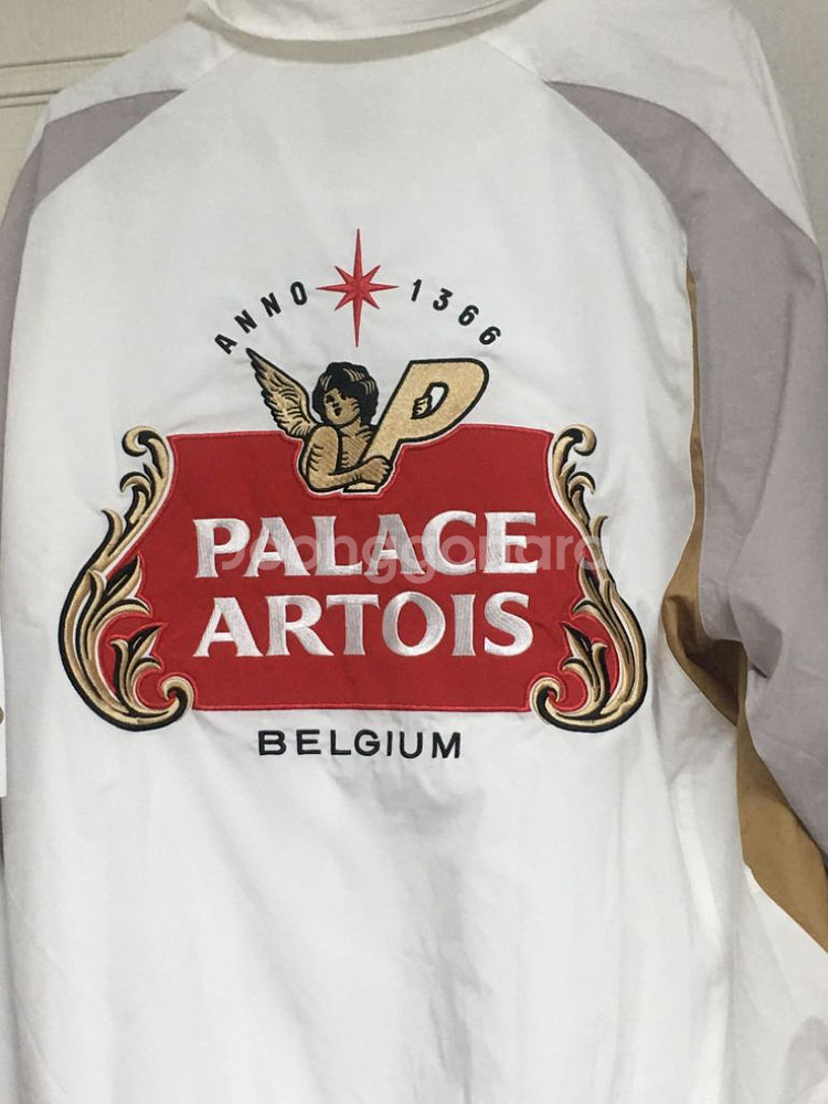 Palace x stella 바람막이 화이트L--1