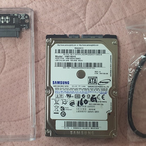 USB처름 사용 가능한 삼성 160G HDD(HM160