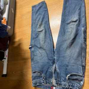 타미힐피거 청바지 (남자허리32정도)팝니다