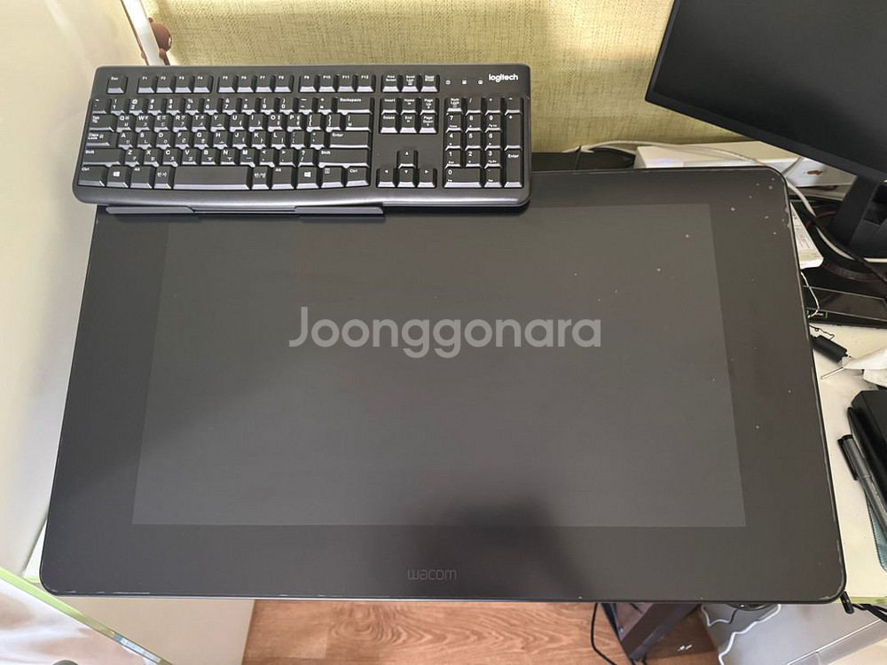 신티크 프로 24 노터치 + 에르고 스탠드--0