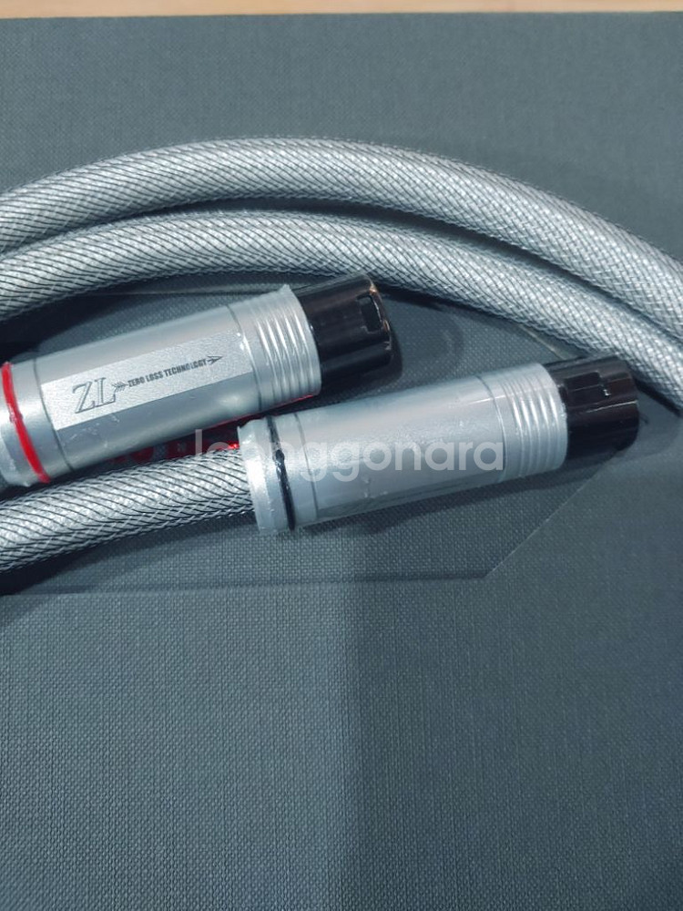 올닉 mu-8rs xlr 1m 인터케이블 팝니다--2