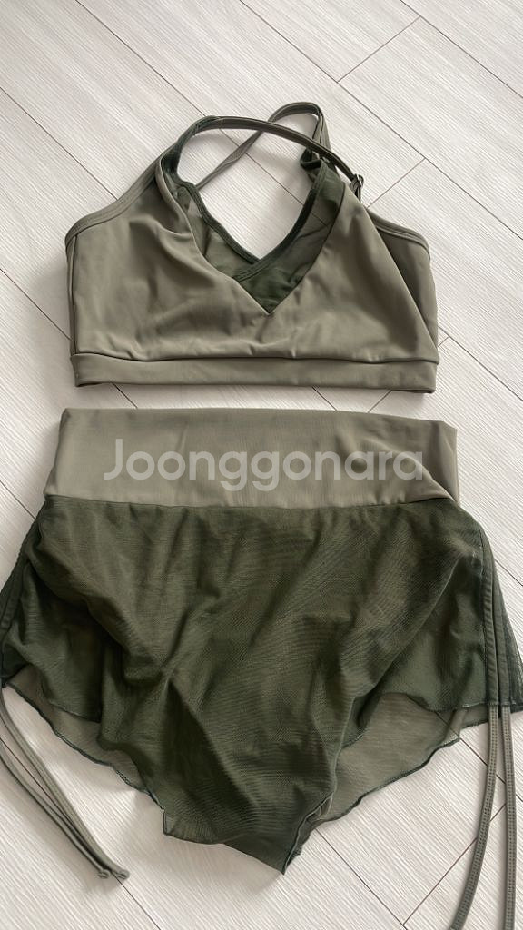 폴웨어 2만원 팝니다. (라폴, 레브몽, 수민폴웨어)--3