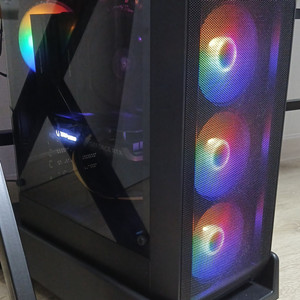 라이젠5 5600 RTX4060 신품급PC 급처