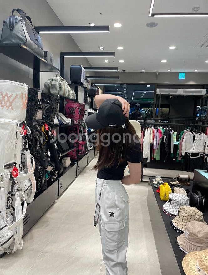 어뉴 여성 골프웨어 바지 새상품--0