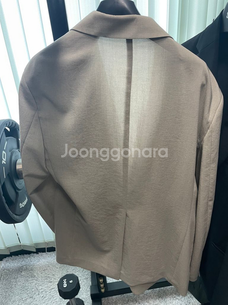 솔리드옴므 블레이저 52사이즈 팝니다.--2