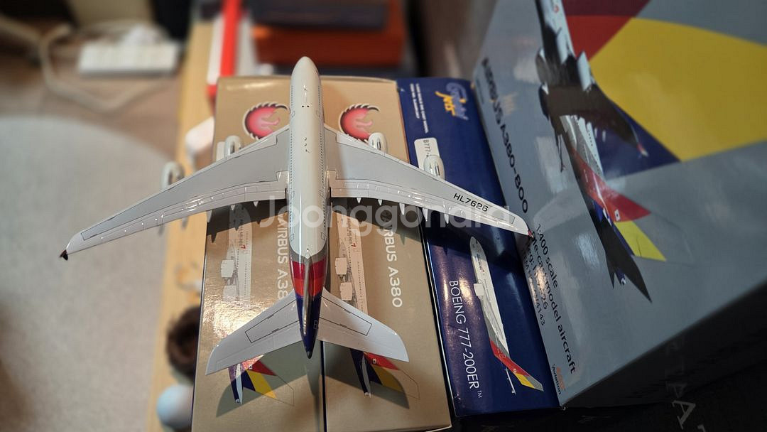Asiana Airlines A380-800 1:400--2