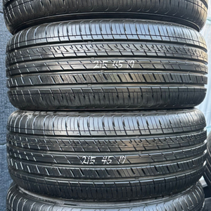 215 45 17중고타이어한대분2154517