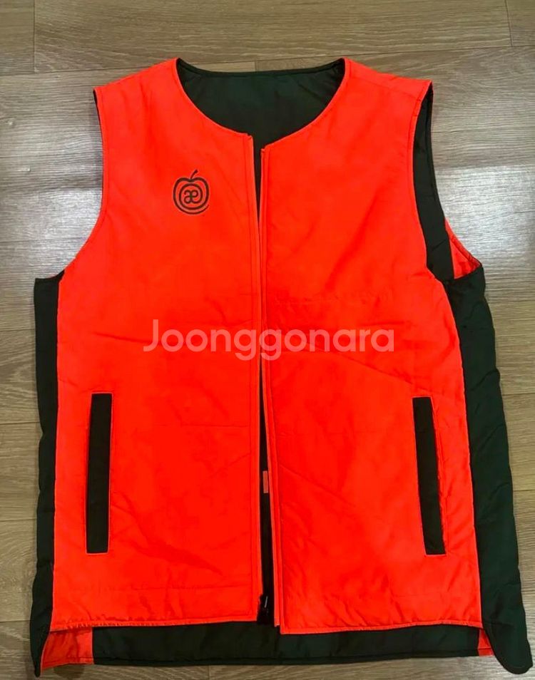 애플라인드 엉면조끼패딩--2