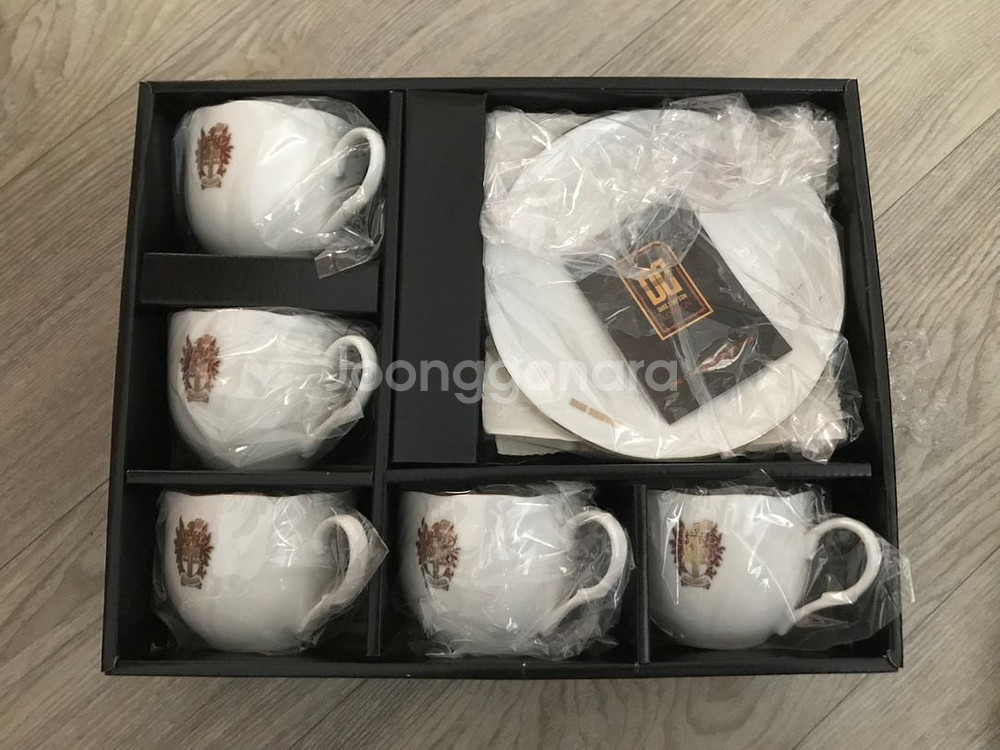 로얄 닥스 영국 찻잔, 데미잔--0
