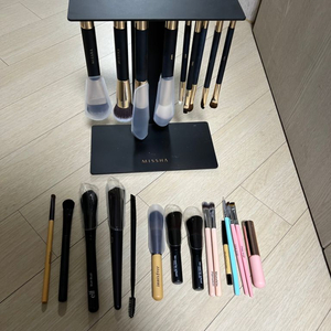 메이크업 화장 미샤 브러쉬 세트 및 다양한 브랜드 브러