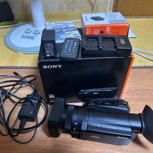 소니ax700 캠코더 팔아요