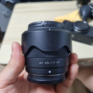 빌트록스 AF 25mm f1.7 x 마운트 후지