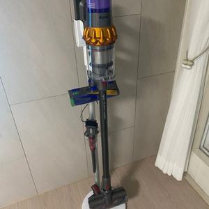 다이슨 v15