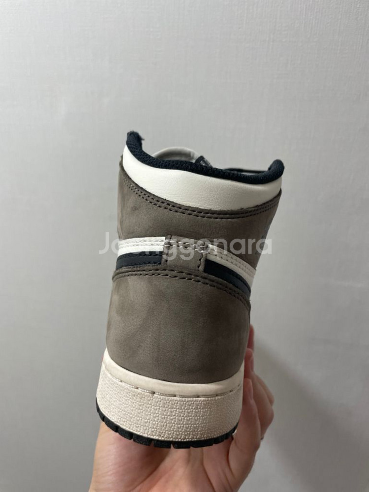 다크모카 조던하이GS 235--8