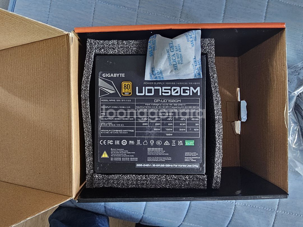 기가바이트 UD750GM 750W GOLD 파워서플라이--4