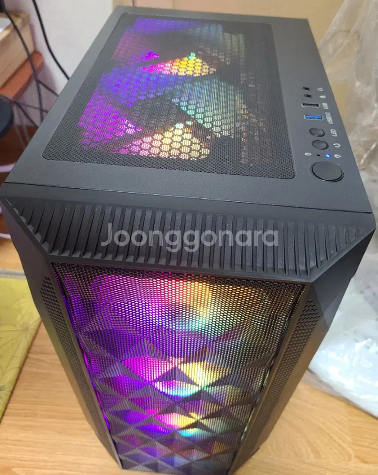 킹덤 i7-7700K 램 16GB GTX 1060 PC--0