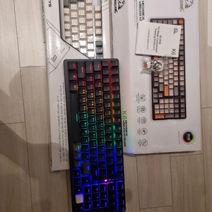 지유랑 기계식 RGB 한글키캡 키보드