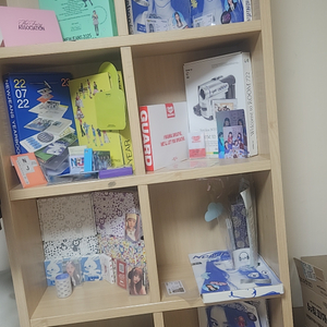 뉴진스 슈퍼내추럴 앨범 팝니다 특전포함