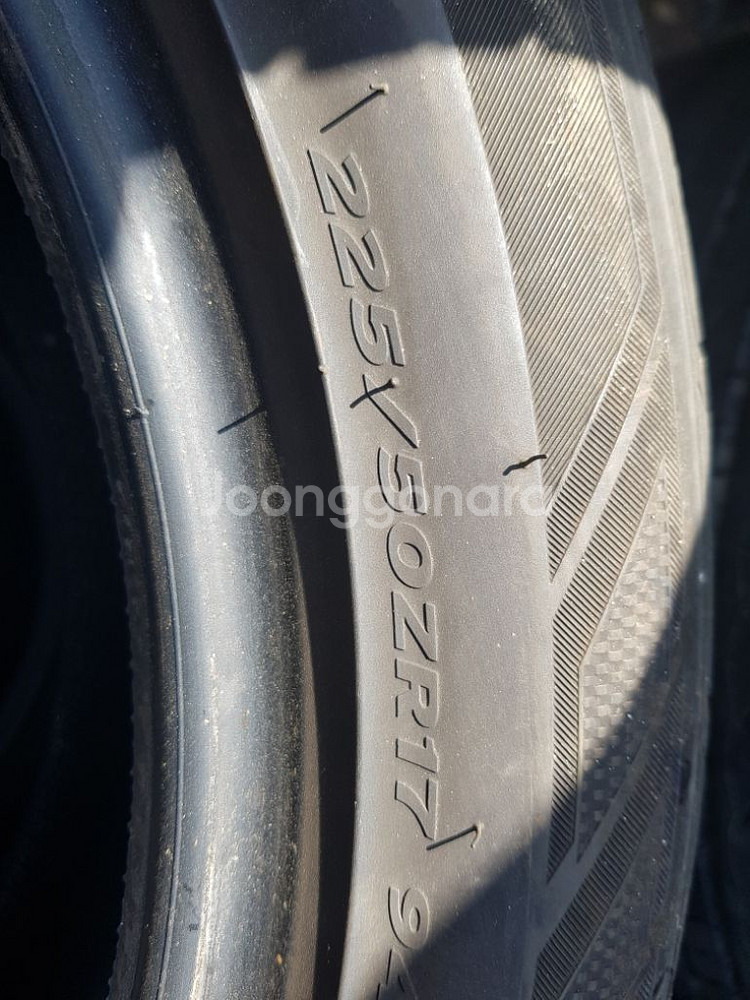 225 50 17 중고타이어--2
