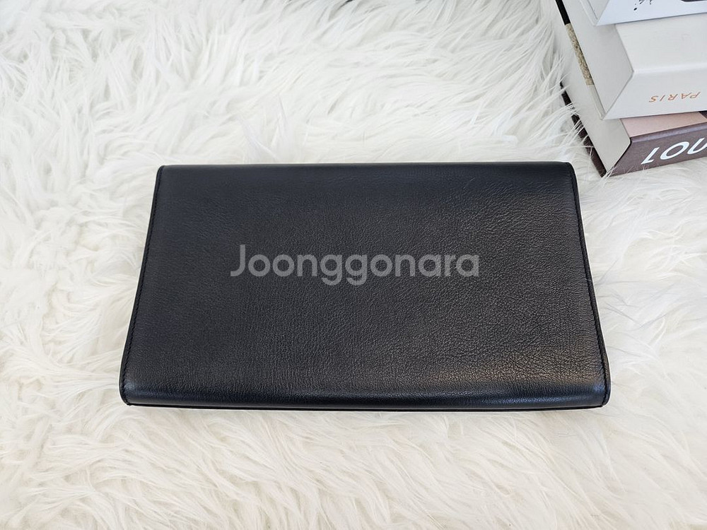 입생로랑 클러치백 딥네이비--1