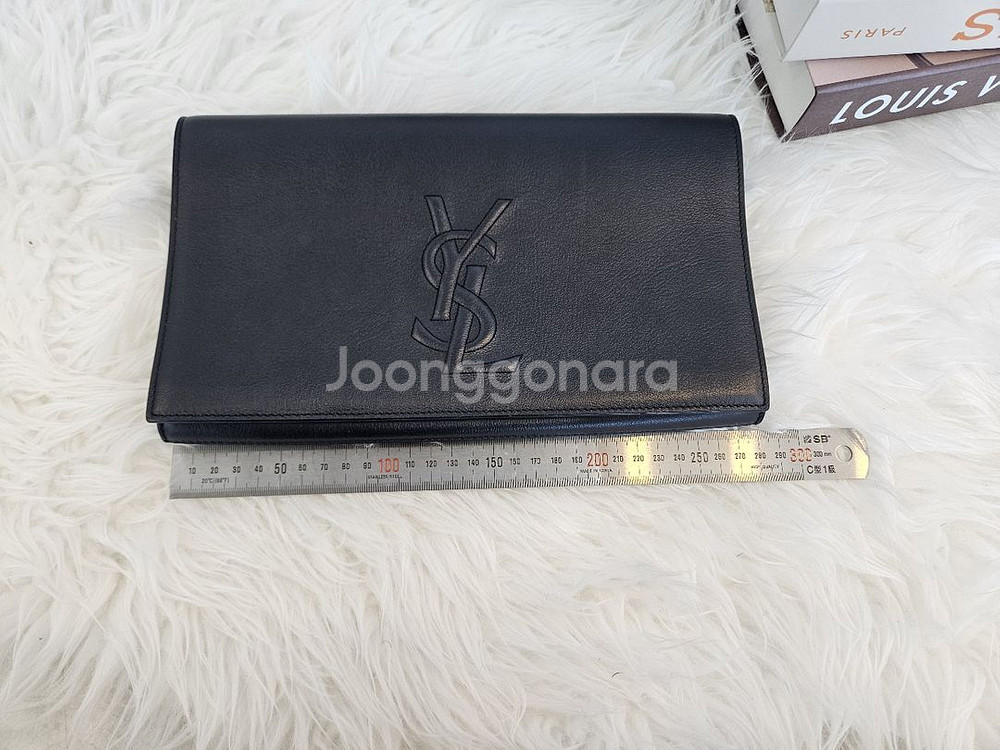 입생로랑 클러치백 딥네이비--7