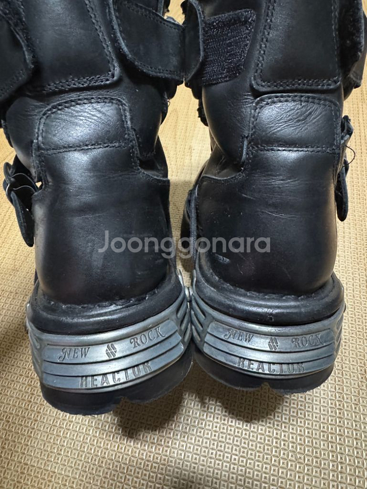 41 라반 X 뉴락 버클 가죽 부츠--4