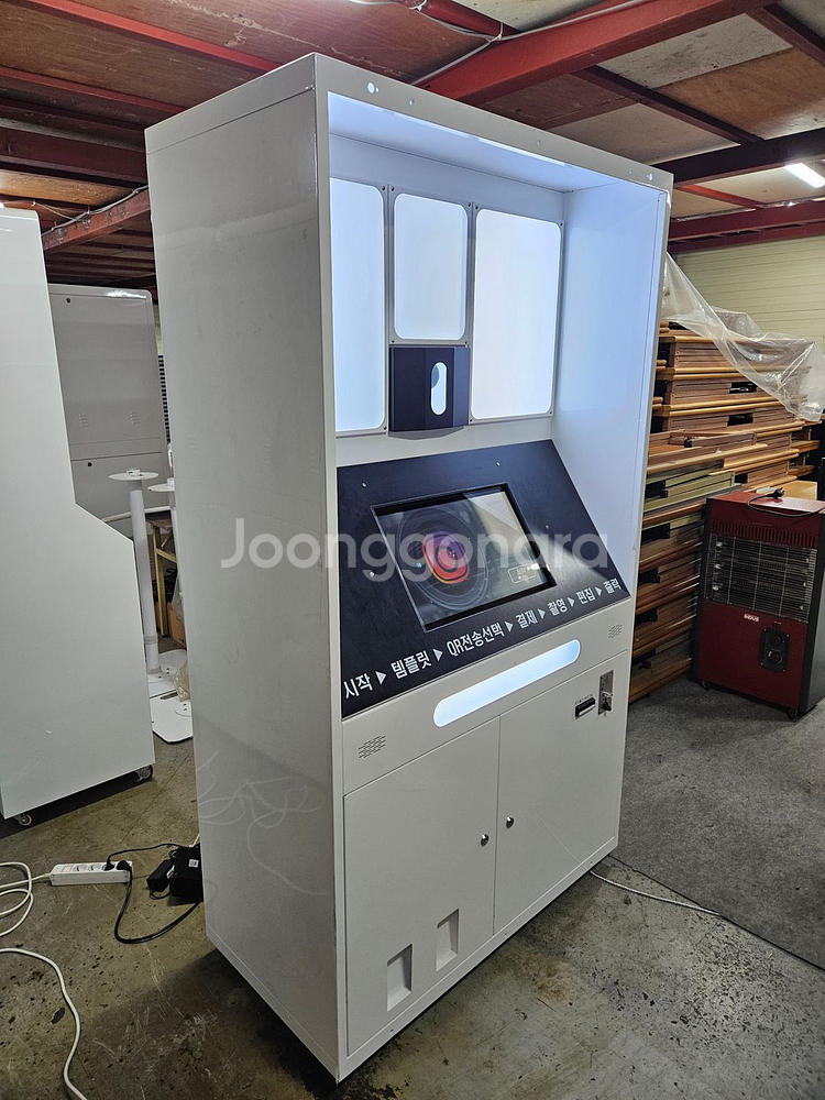 일과사람 포토부스와 함체(철재부스) 세트로 판매합니다--4