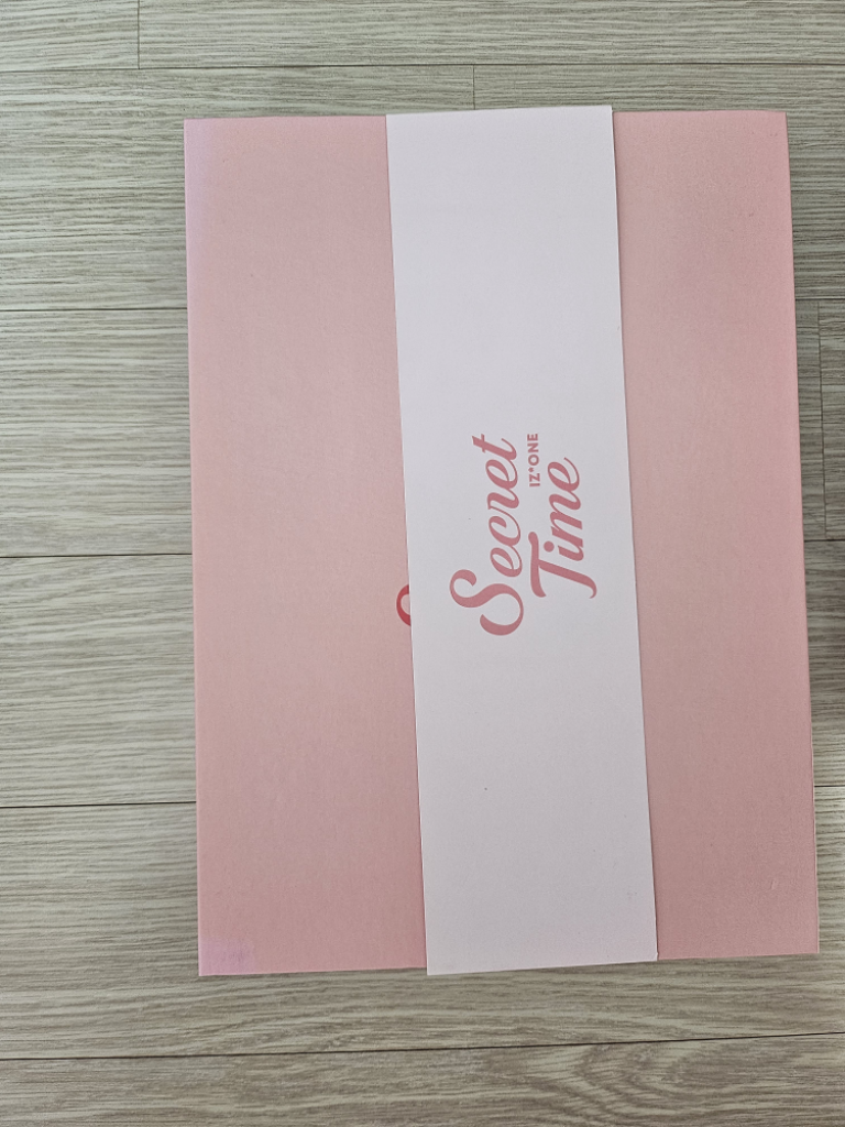아이즈원 시크릿타임 굿즈 팝니다