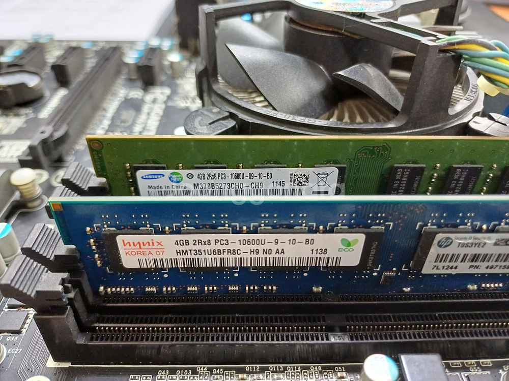 메인보드 CPU 메모리 // i7 2600+p67+8g--2