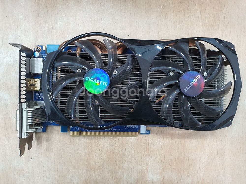 기가바이트 윈드포스 GTX 660 2G 그래픽카드--0