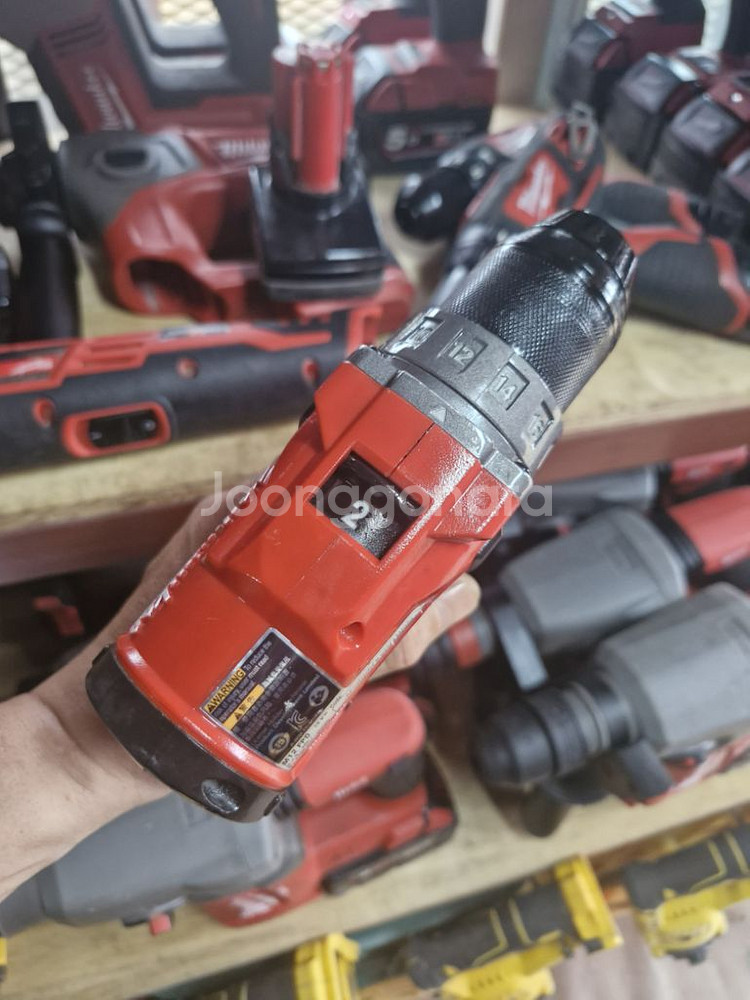 밀워키충전함마드릴 M12 FPD FUEL 12V--4