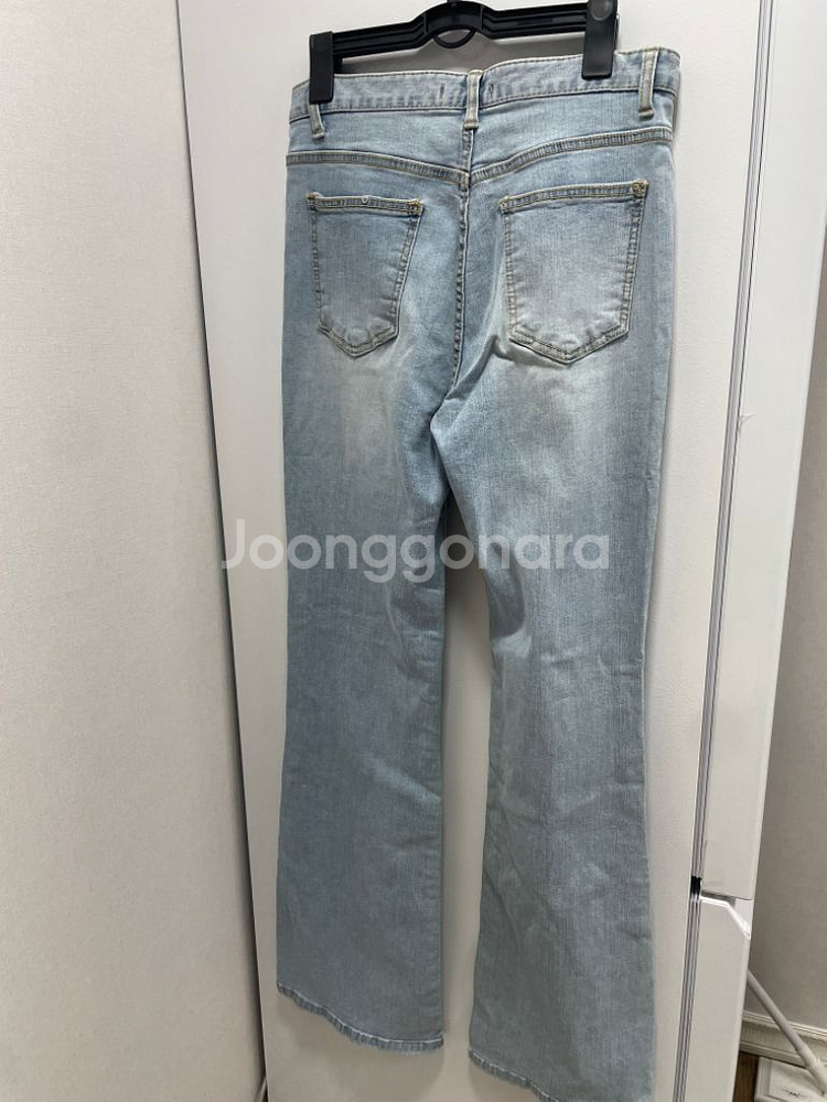 트렌디어페럴 부츠컷청바지--1