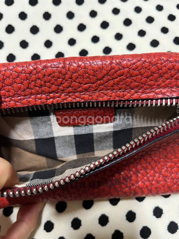 버버리 미니 크로스백--2