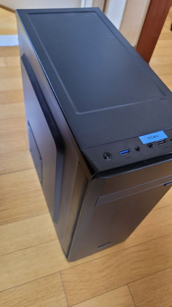 Intel Core i5-11400 데스크탑 PC 이미지