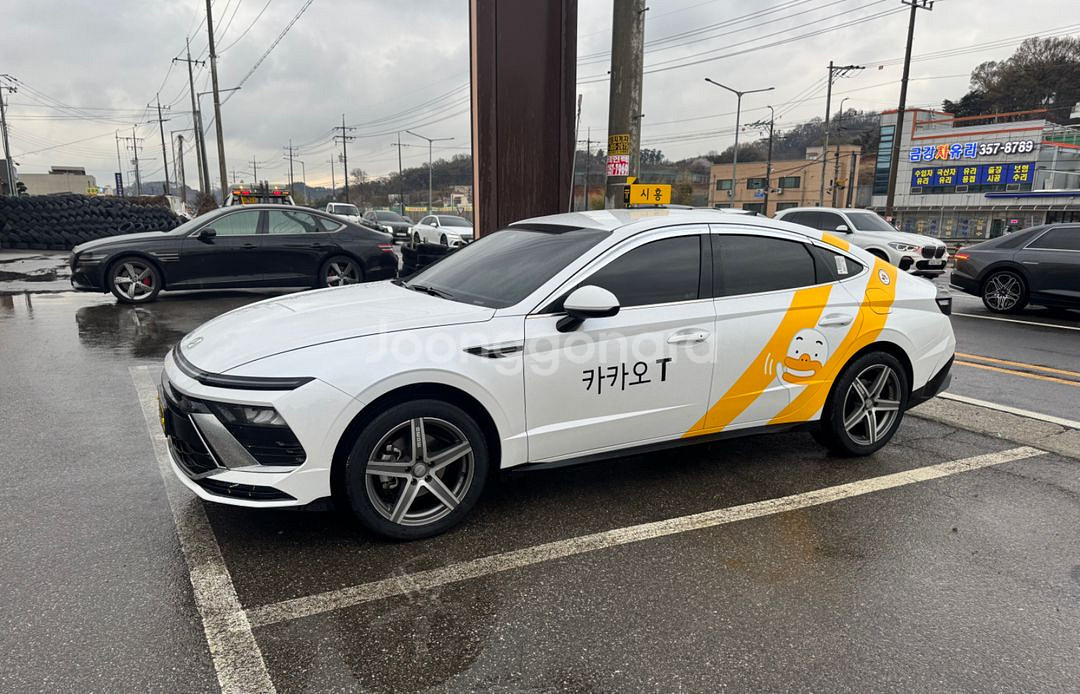 모모 하이퍼스타 18인치 휠 팝니다--0