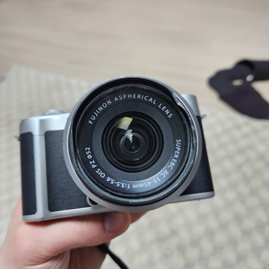 후지필름 X-A7 카메라 판매합니다.