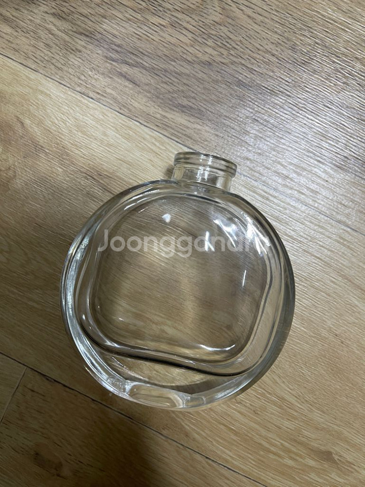 원형 디퓨저 유리병 100ml 팔아요--0