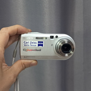 소니 CyberShot DSC-P100 빈티지 감성