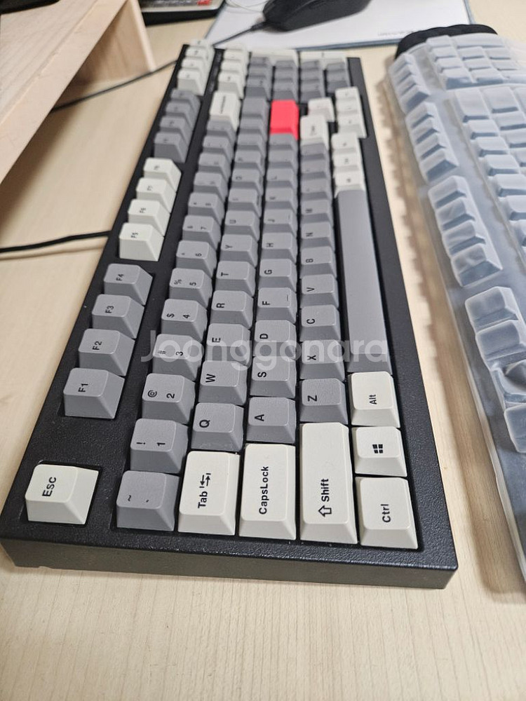 레오폴드 FC980M PD 갈축 기계식 키보드--2